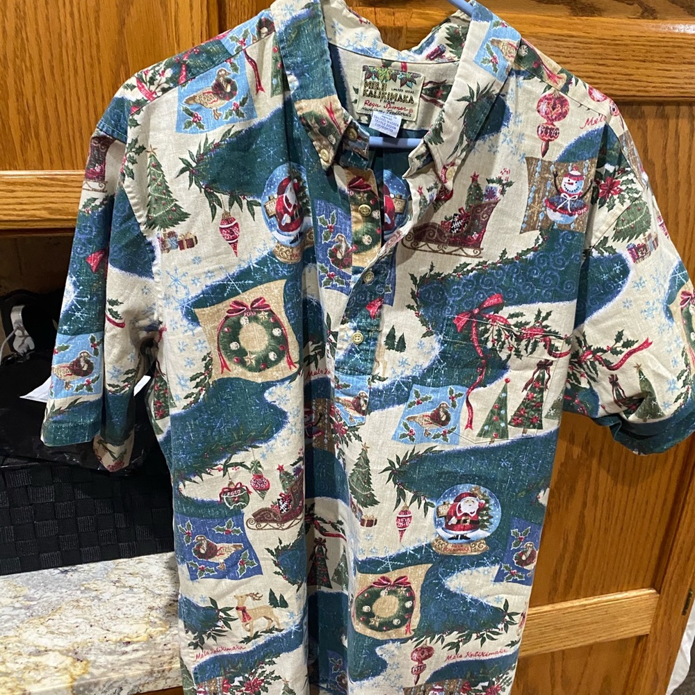 Reyn Spooner 2010 Christmas shirt new without tags